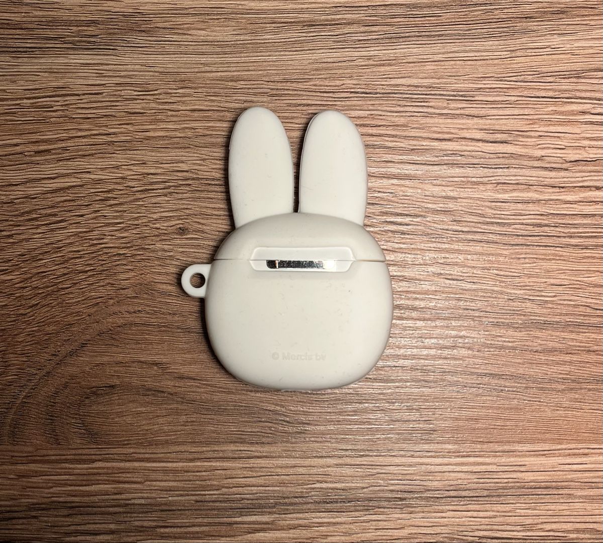 Covers & Schutzfolien: Miffy Airpod Case – Gebraucht aus Embrach von val_z9gt 1