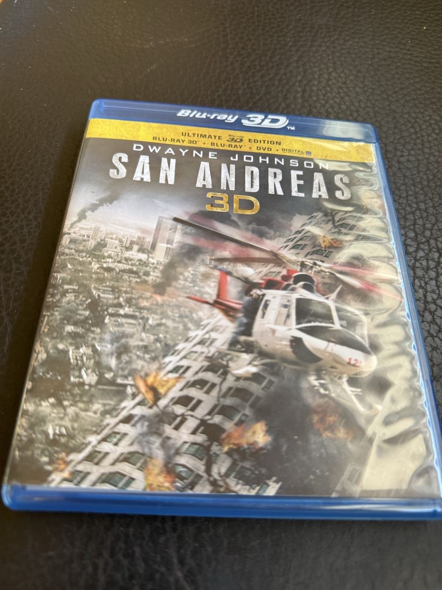 Tutti i DVDs: San Andreas ( blu-ray 3D + blu-ray) Dwayne Johnson – Usato da Troinex venduto da grigri2020