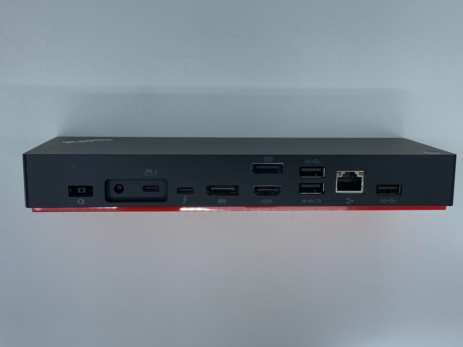 Lenovo Dockingstation: Lenovo ThinkPad Universal Thunderbolt 4 Dock 135W – Neu (gemäss Beschreibung) aus Langwiesen von Restposten-24 4