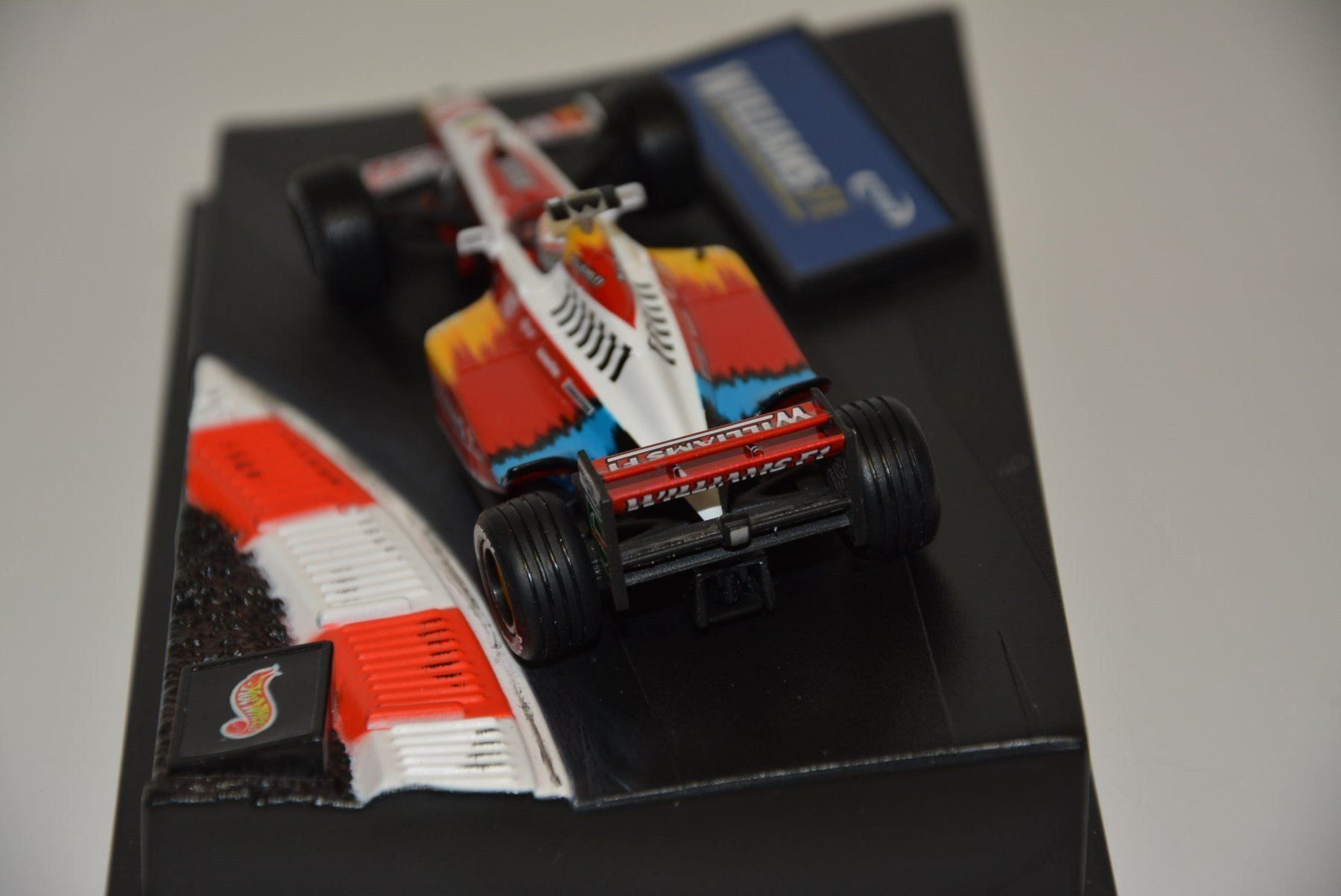 Williams Modellini d'auto: Williams FW21 Zanardi,  Hot Wheels 1:43 – Nuovo e nell'imballaggio originale da Goldach venduto da Feivel9 7