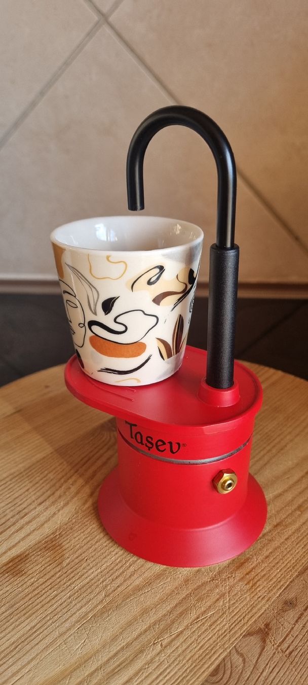 Kaffeemaschinen & Espressomaschinen: Cafetière italienne – Neu (gemäss Beschreibung) aus Corbeyrier von Lalaland99