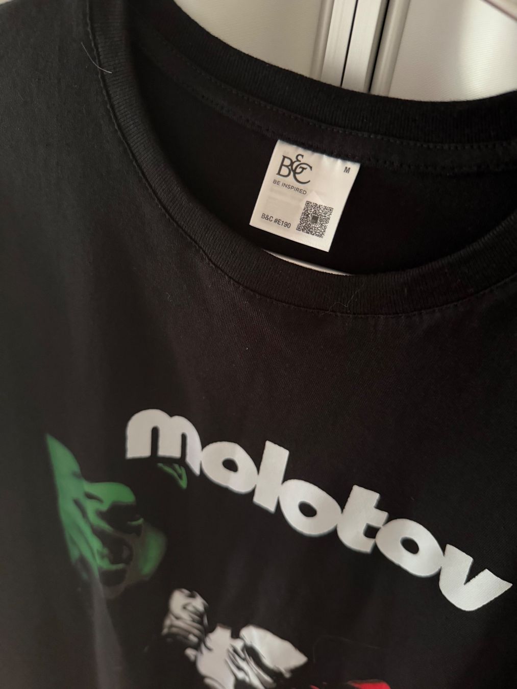 T-Shirts: Molotov t-Shirt Gr. Medium New – Neu (gemäss Beschreibung) aus Zürich von VR2528 3