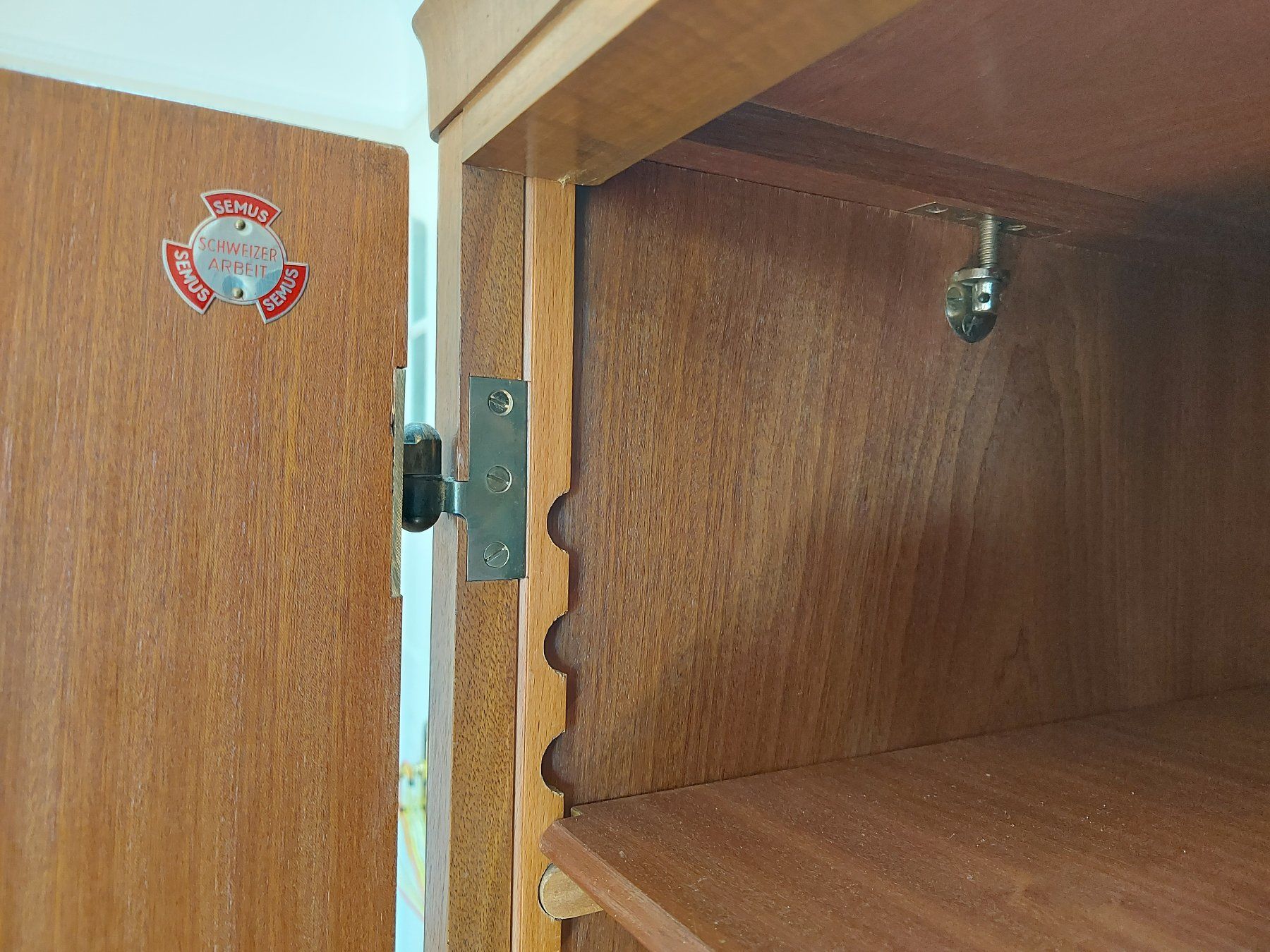 Armadi: Kleiderschrank, vollholz, Schweizer Fabrikat – Usato da Zürich venduto da Linuxer 2