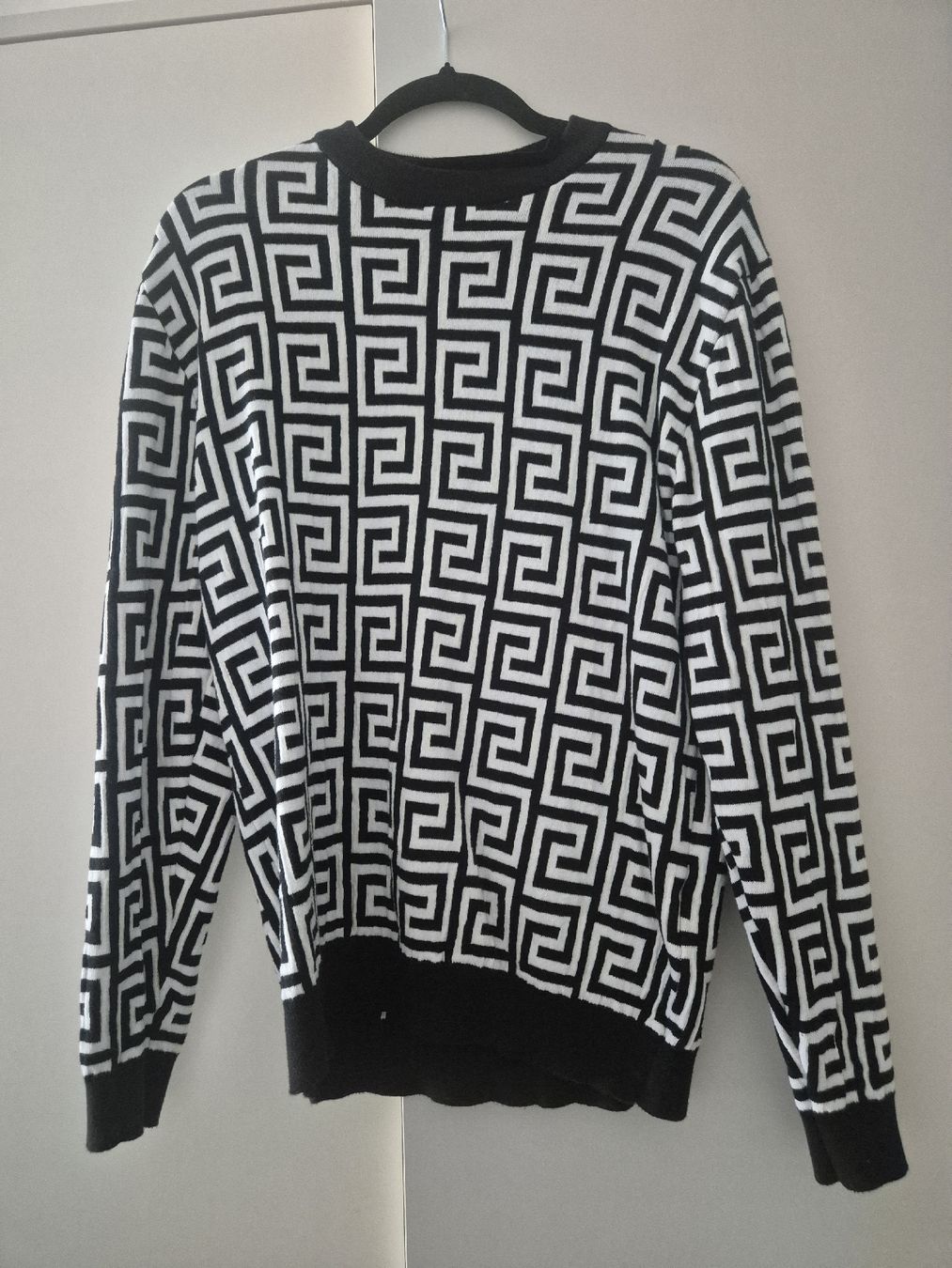 Maglioni & Felpe: Pullover Herren schwarz-weiss Grösse M guter Zustand – Usato da Maladers venduto da jan_cj2z