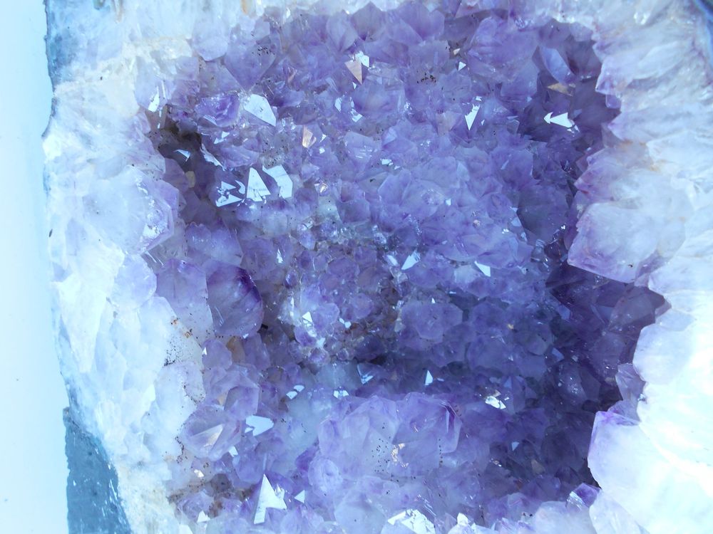 Amethystdruse natürlich gewachsen, ca. 11 kg schwer 5