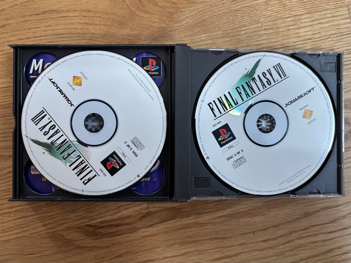 Jeux: PS (PAL) - Final Fantasy VII / 7  – D'occasion à Widen par mxpx_1981 2