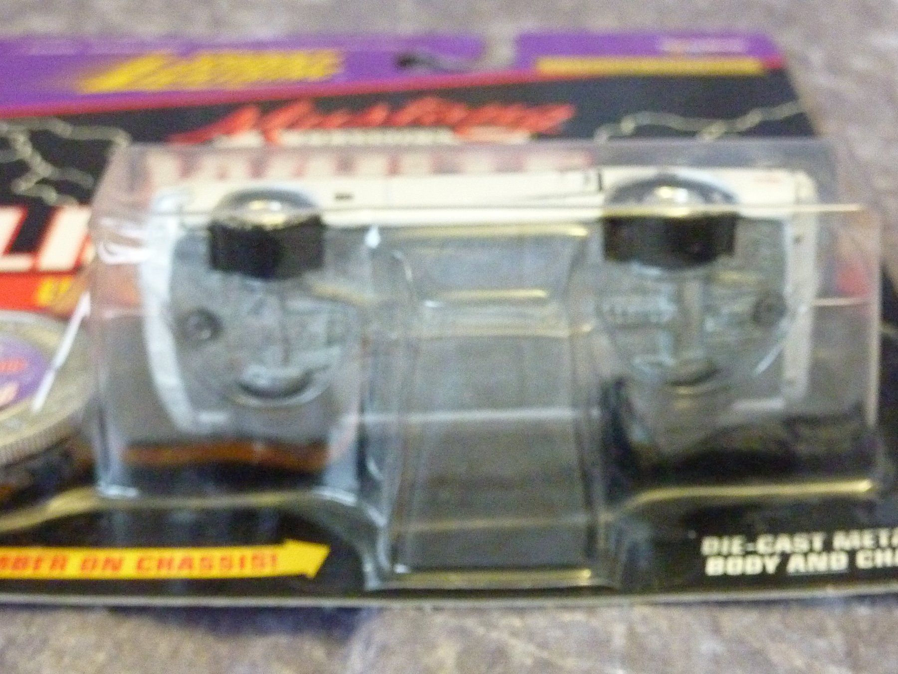 Johnny Lightning Modellautos: Ford Mustang White Lighting 1:64 – Neu und originalverpackt aus Dürrenäsch von Cobra1ch 4