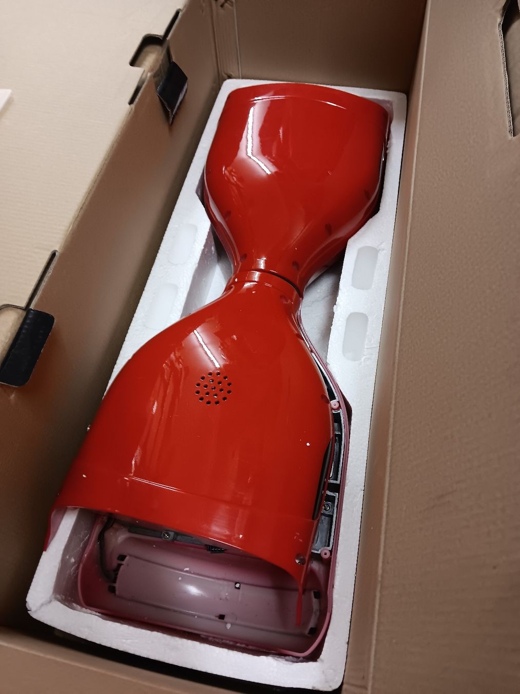 Hoverboard: Rot Self Balancing Scooter Verschalung – Nuovo (secondo la descrizione) da Ermatingen venduto da rik4rdo
