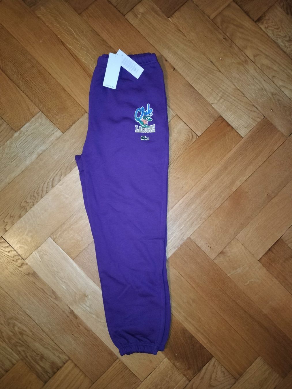 Lacoste Hosen: Jogging Lacoste taille M Neuf – Neu und originalverpackt aus Renens VD von fel_gf6q 1