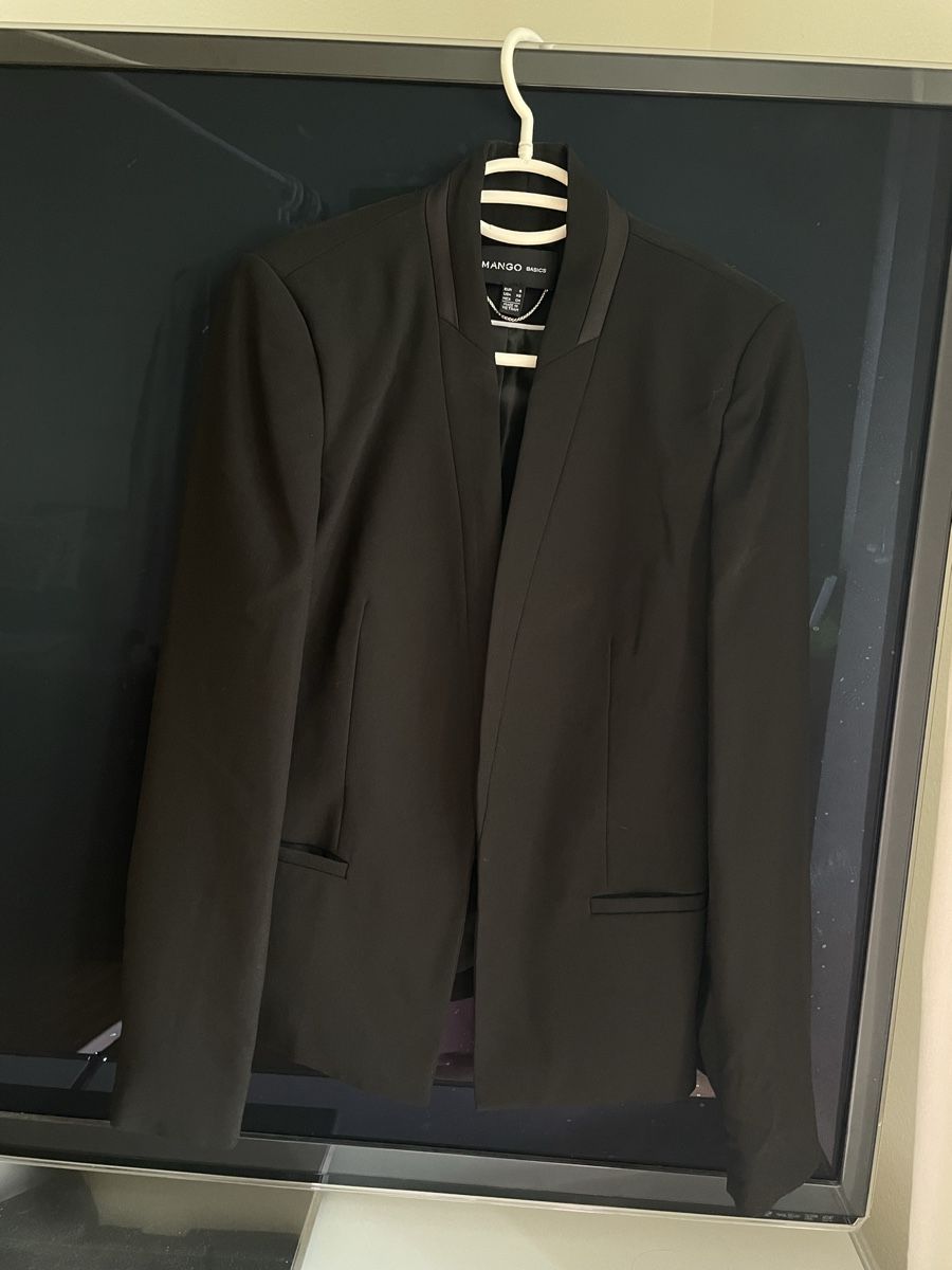 Mango Giacche: Mango Blazer Jacke, Schwarz, Grösse S, neuwertig – Usato da Zürich venduto da Carlajimena 5