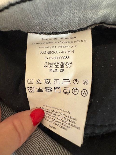 Versace Jeans: Versace Herren Jeans Gr.28 – Usato da Wabern venduto da MagdalenaWabern 7