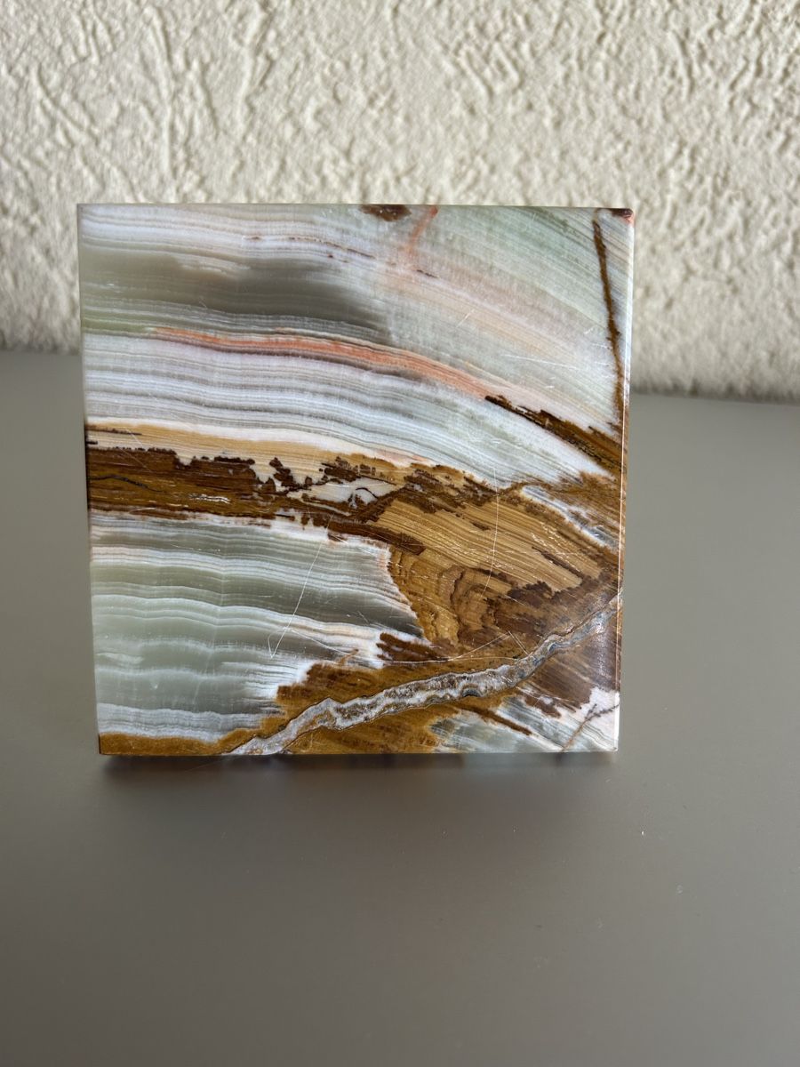 Minerali & Pietre curative: Pyramide aus Onyx – Usato da Lengnau AG venduto da Mefari 4