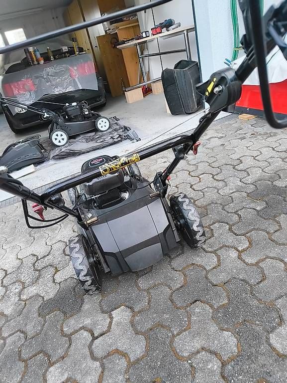 Rasenmäher: Rasenmäher Briggs&Stratton 500 Series  – Gebraucht aus Wolhusen von dav_z7vt 3
