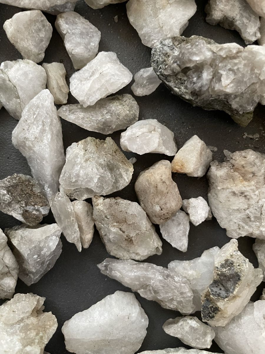 Mattoni da costruzione: Kieselsteine / Quarz Steine Sammlung – Usato da Rümlang venduto da euqinom16 3