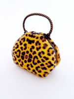 Dose Leopard im Handtaschenlook