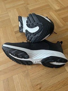 UYN Scarpe da uomo: uyn Schuhe Gr. 41, NEU! – Nuovo (secondo la descrizione) da Walenstadt venduto da ricamul 3