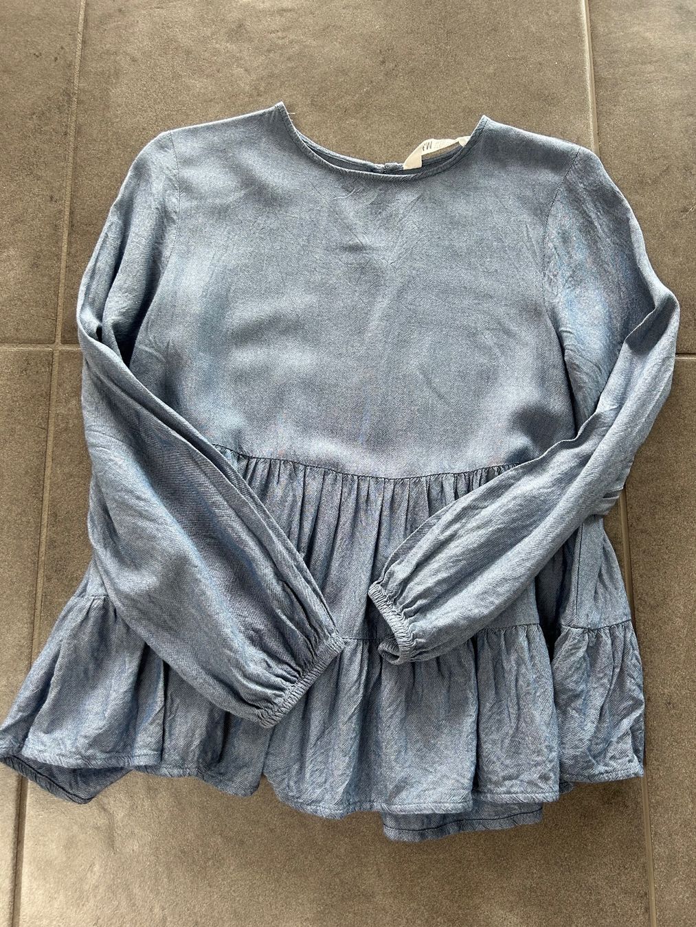 H&M Blusen, T-Shirts & Tops: Bluse in blau in Grösse 152 von H&M – Gebraucht aus Wohlen b. Bern von Beppe99