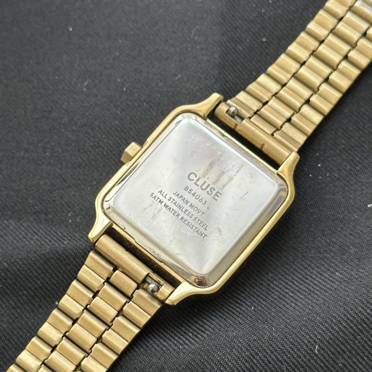 Cluse Orologi: Cluse Goldene Quartz Damenuhr – Usato da Givisiez venduto da dor_xb9k 2