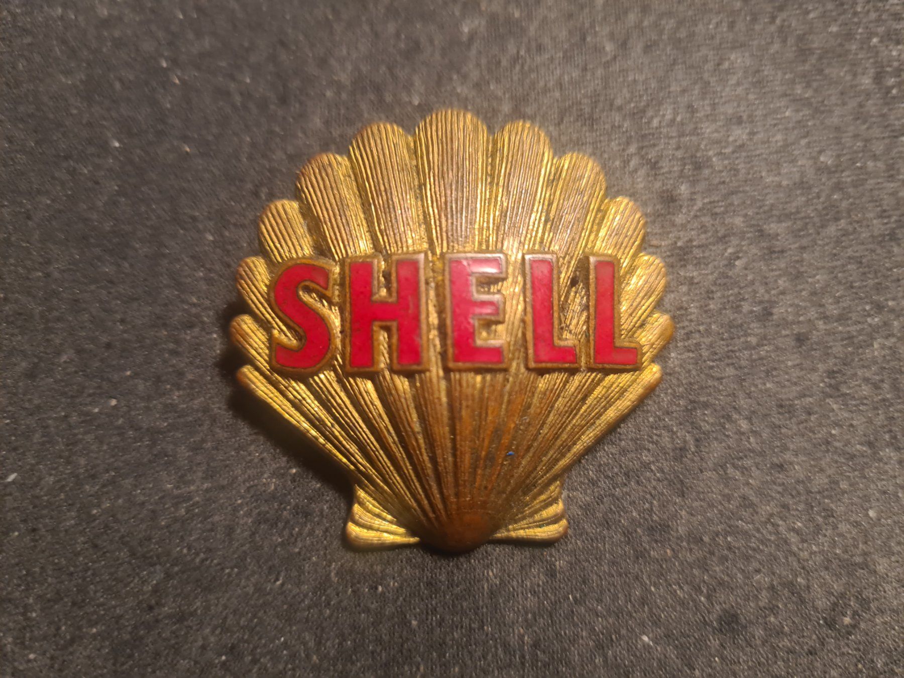 Shell Placchette & Badge: SHELL  BADGE  PRE-WAR  VINTAGE  COLLECTION – Usato da Bellevue venduto da BURGOLMANIA