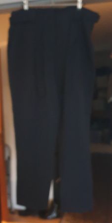 KIOMI schöne neue Hose Gr. 42