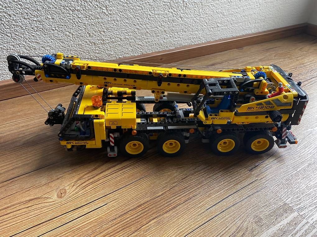 Baukästen: Lego Technic Kran-LkW – Gebraucht aus Davos-Wiesen von nikita06 1