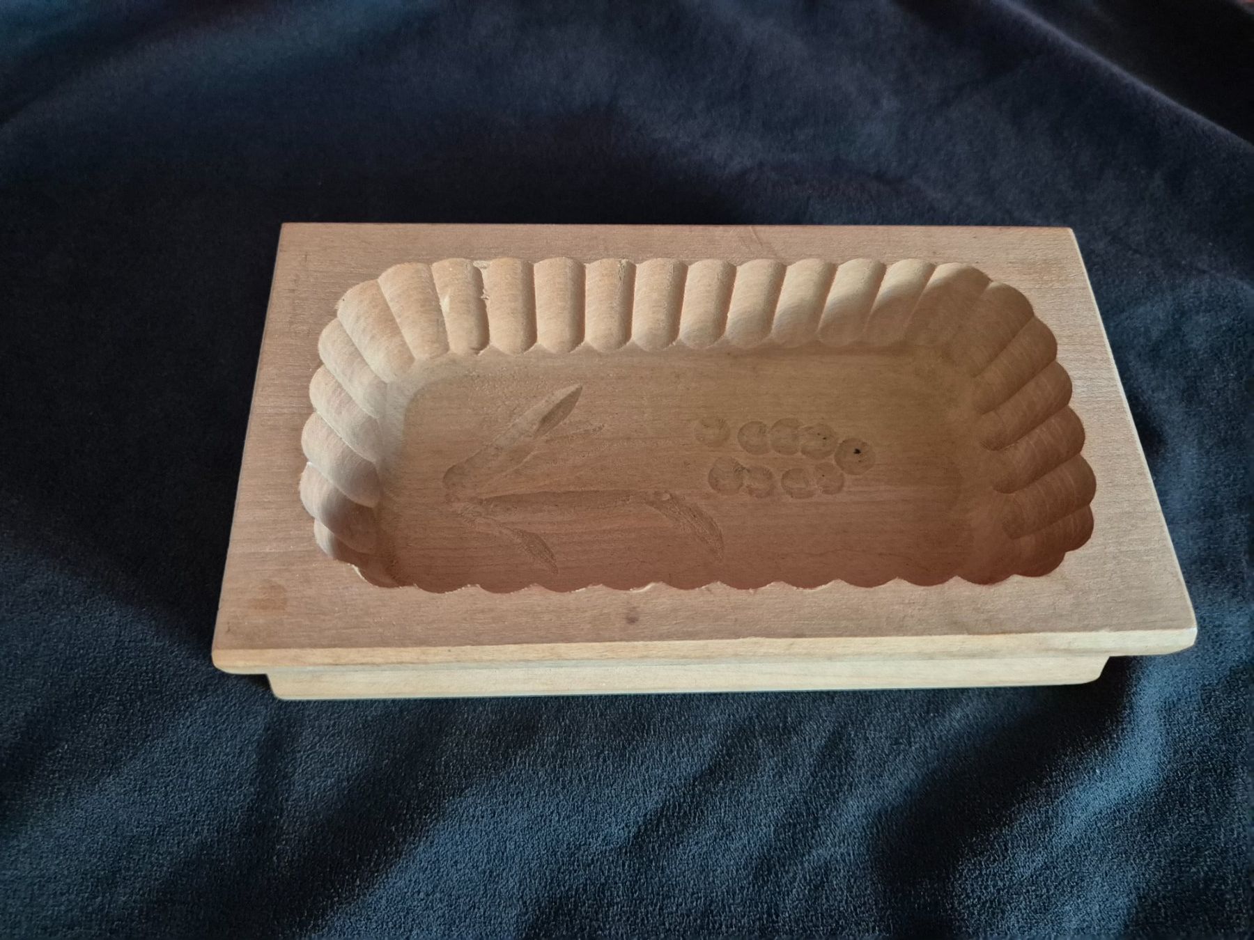 Articoli in legno: Buttermodel / Butterform / Ankemodel – Usato da Oberdiessbach venduto da Finland1977
