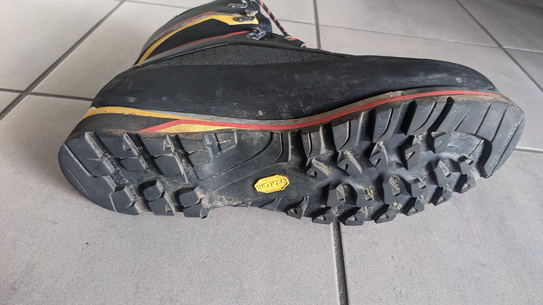 La Sportiva Herrenschuhe: La Sportiva Trango Extreme Gr 45 – Gebraucht aus Zürich von Rudiross 1