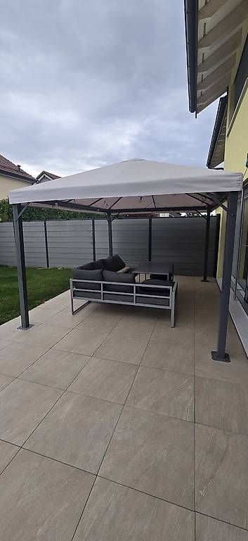 Tende & Padiglioni: Tente de jardin – Usato da Vuarrens venduto da ptitereine