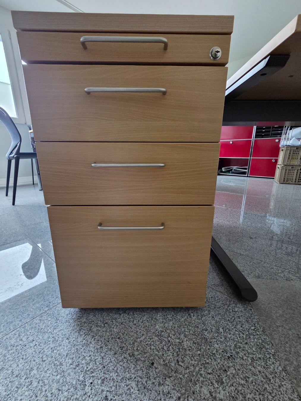 Eléments de bureau: Büro Korpus – D'occasion à Wollerau par LidijaH