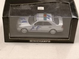 Mercedes AMG C36 - F1 Safety Car - Minichamps