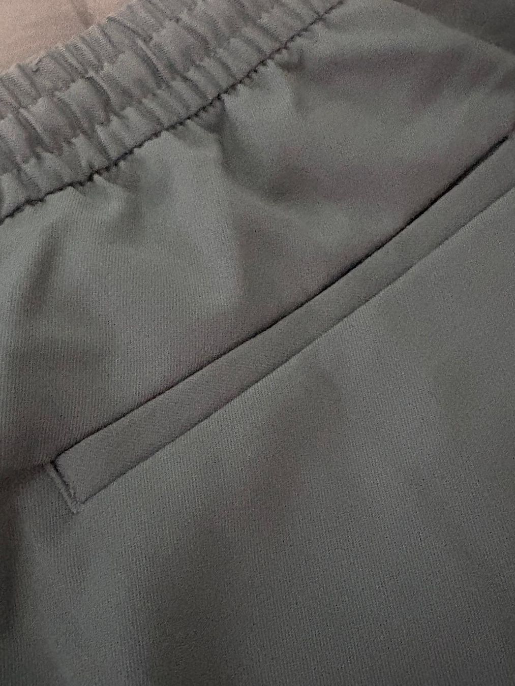 Pantaloni: Asaali Jogginghose grau Gr. M – Usato da Kriens venduto da ton_h7f5 3