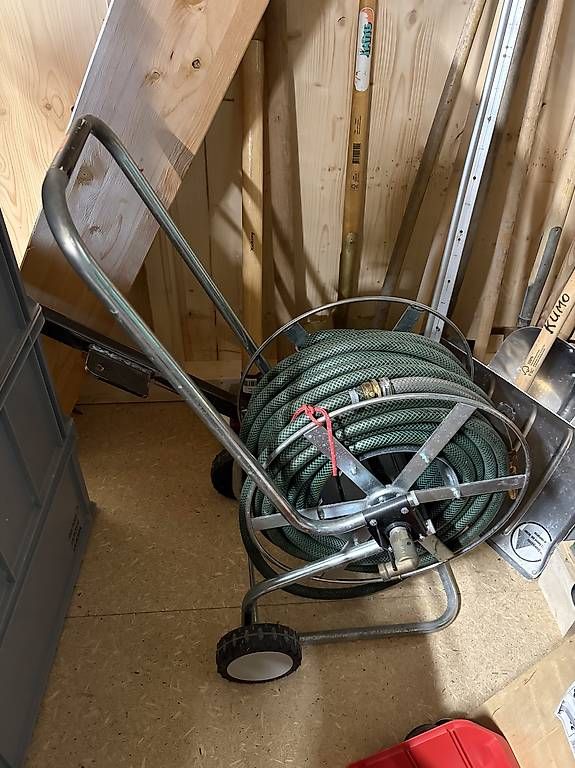 Rohre & Schläuche: Schlauchrolller mit 50m Schlauch – Gebraucht aus Luzern von san_cbm8
