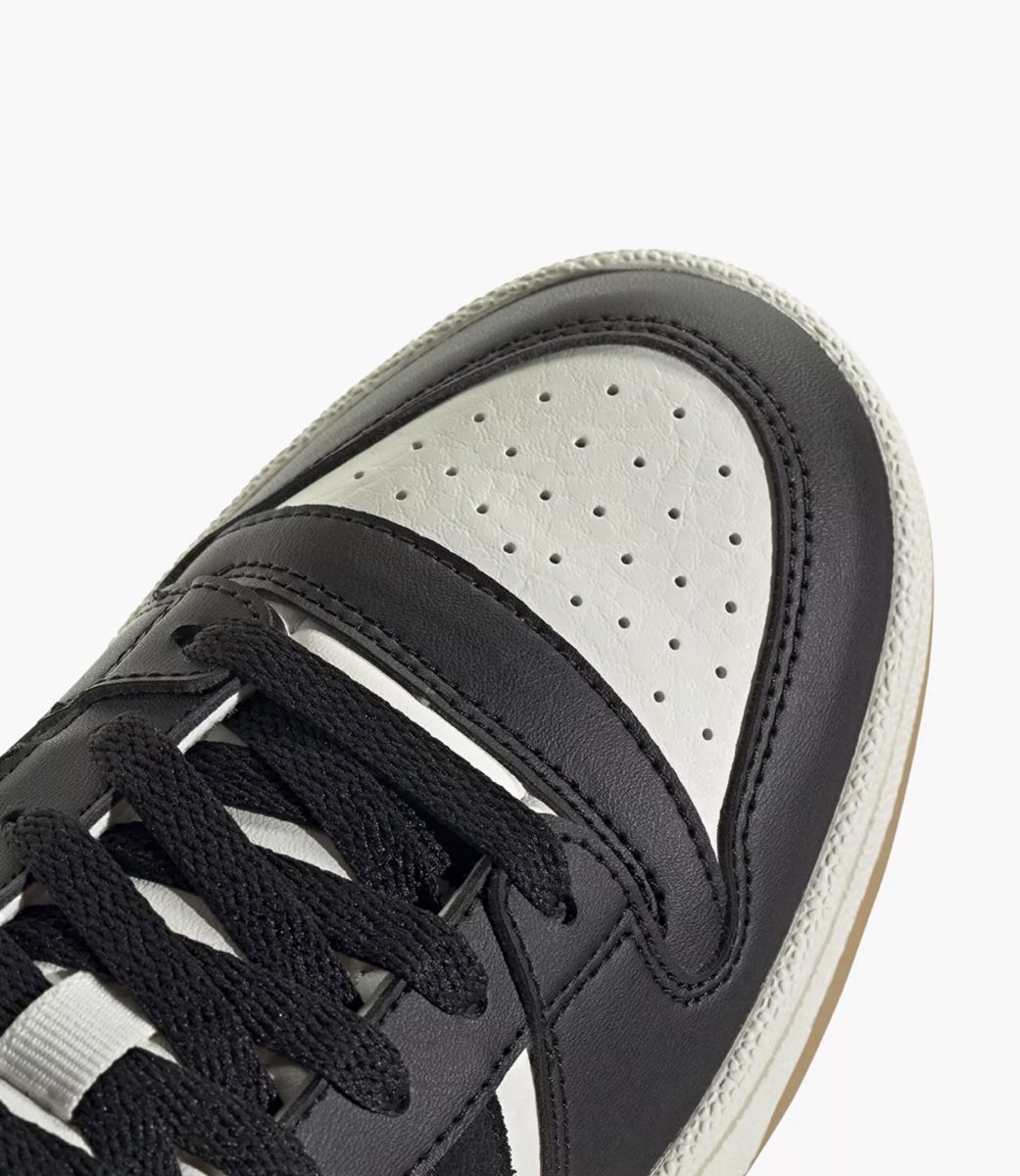 Scarpe da uomo: NEUE Adidas Sneaker Grösse 38 – Nuovo e nell'imballaggio originale da Schaffhausen venduto da _ALEJNA_ 2