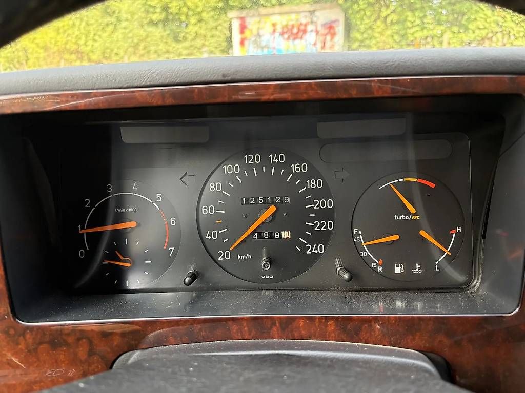 Automobili: Saab 900 Cabriolet 2.0-16 Turbo SE – Usato da Langenthal venduto da Goergens10 5