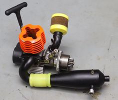 Conrad X-Race 17SZ Nitro Motor mit Auspuff