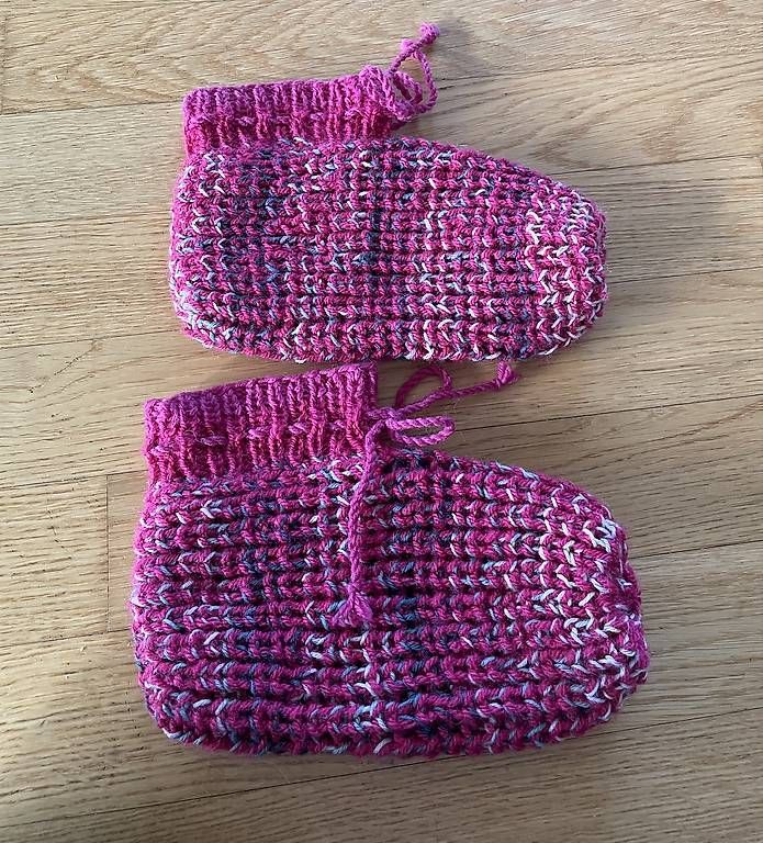 Socken: Neue, handgestrickte Bettsocken - Gr. 34/35 – Neu (gemäss Beschreibung) aus Aarau von artemis5 1