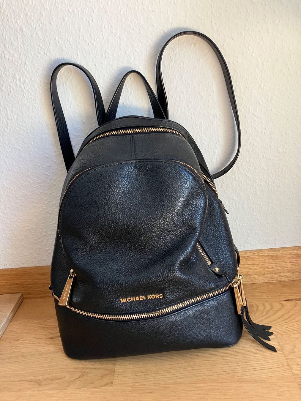 Michael Kors Rucksäcke: MICHAEL KORS Rhea Rucksack – Gebraucht aus Zürich von Ra.ahel