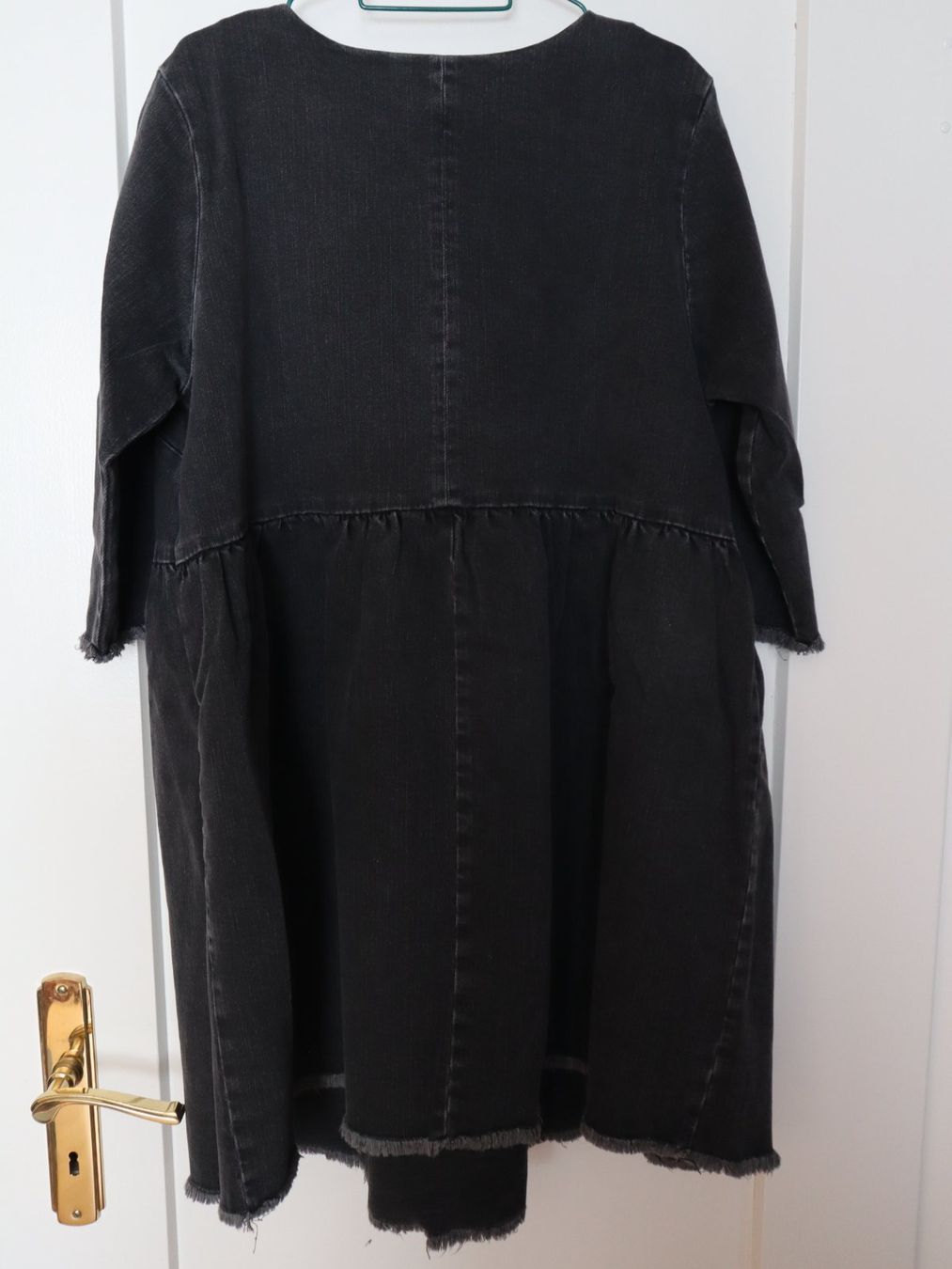 Robes: Kleid / Jeans Kleid, Gr. 44 / L, anthrazit – D'occasion à Wattwil par diamant1 2