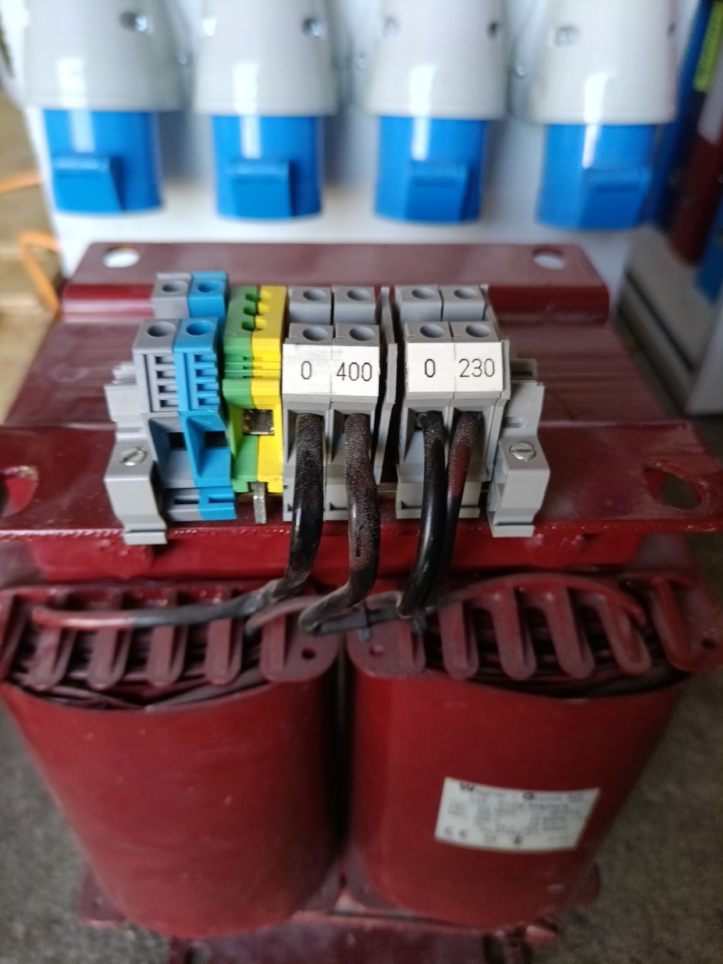 Componenti elettronici: trenntransformator 400v > 230v  – Usato da Meilen venduto da Dburchard 2