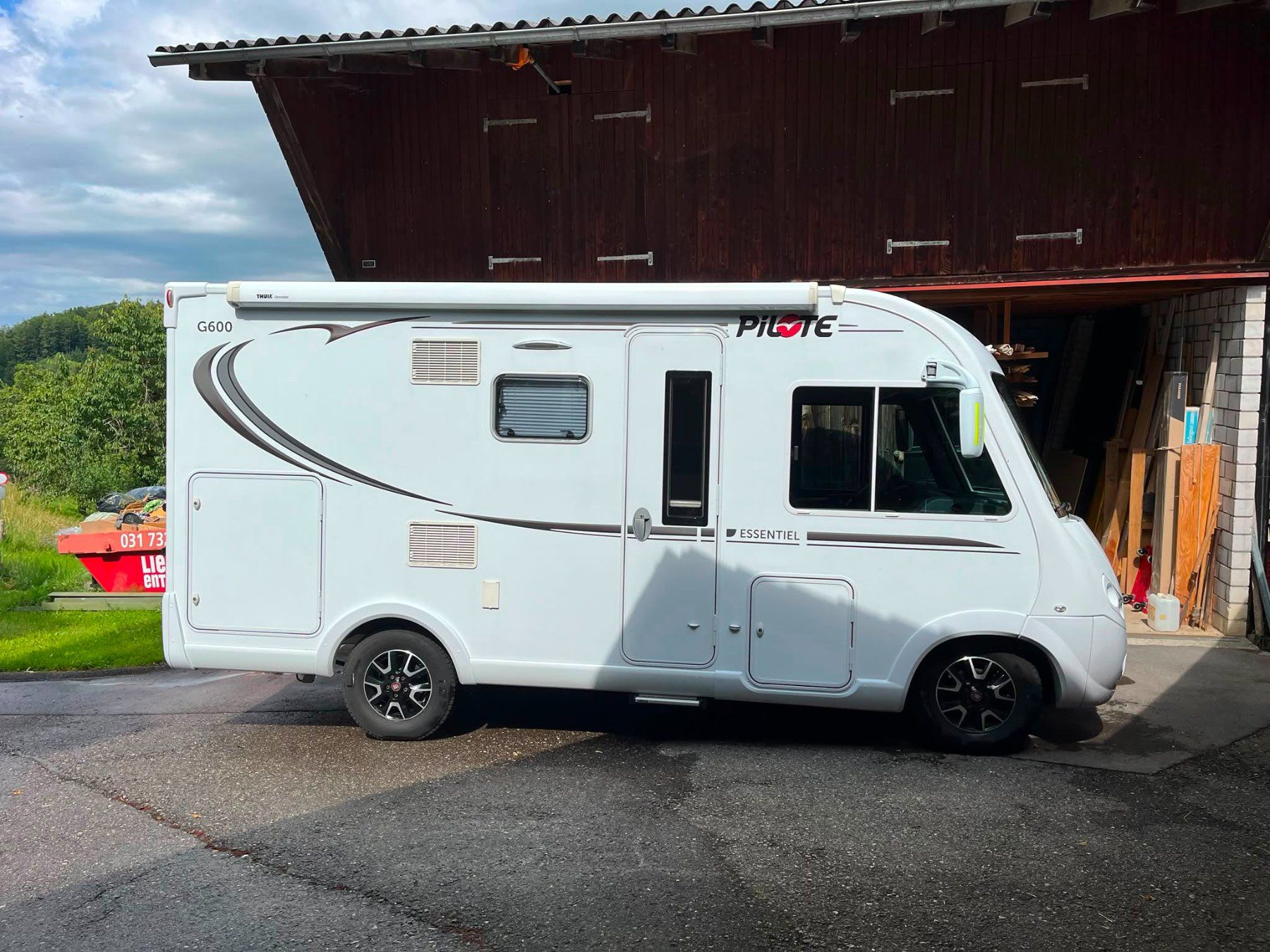 Pilot Veicoli da campeggio: Wohnmobile Pilote G600 Essentiel – Usato da Niederried b. Kall venduto da Riffustar 1