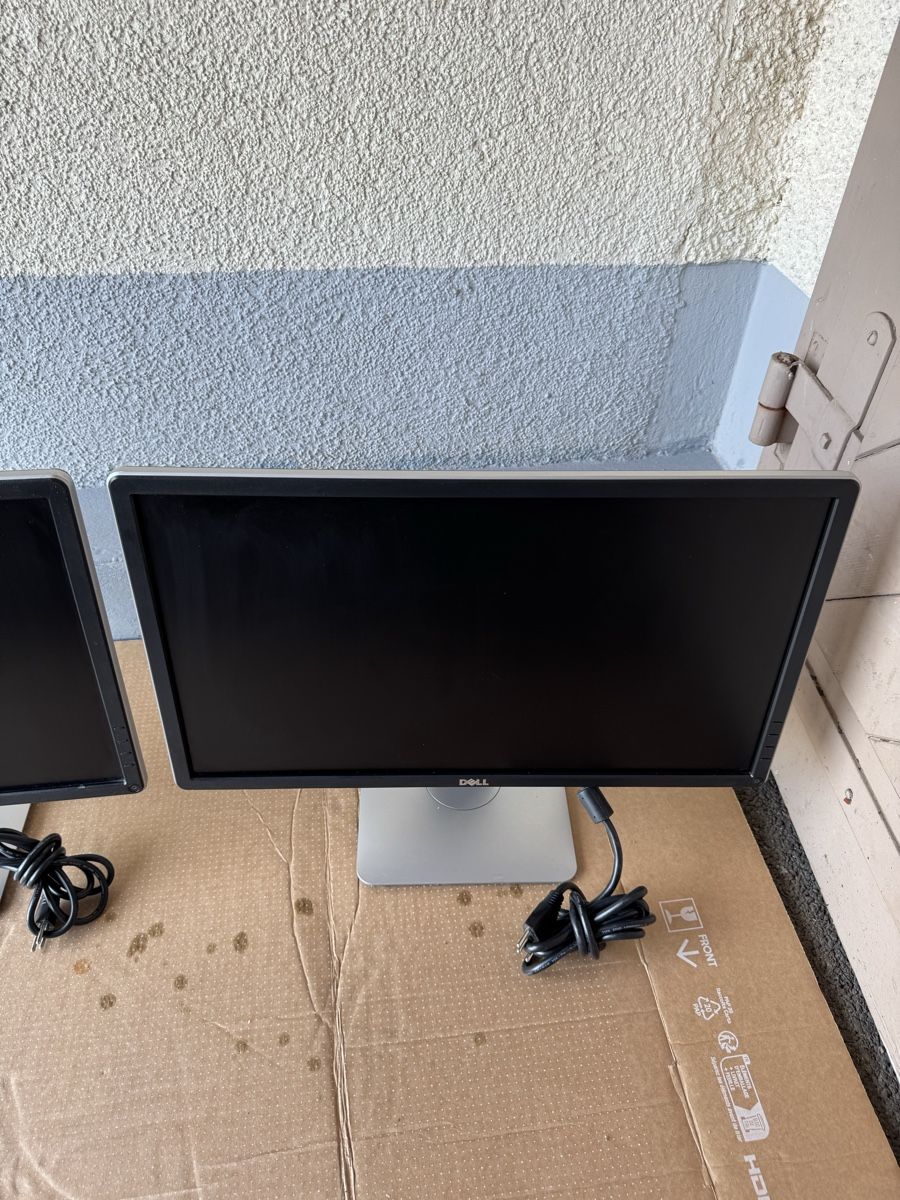 Dell Monitor: Dell Monitore 2X – Usato da Belp venduto da ch1999 2