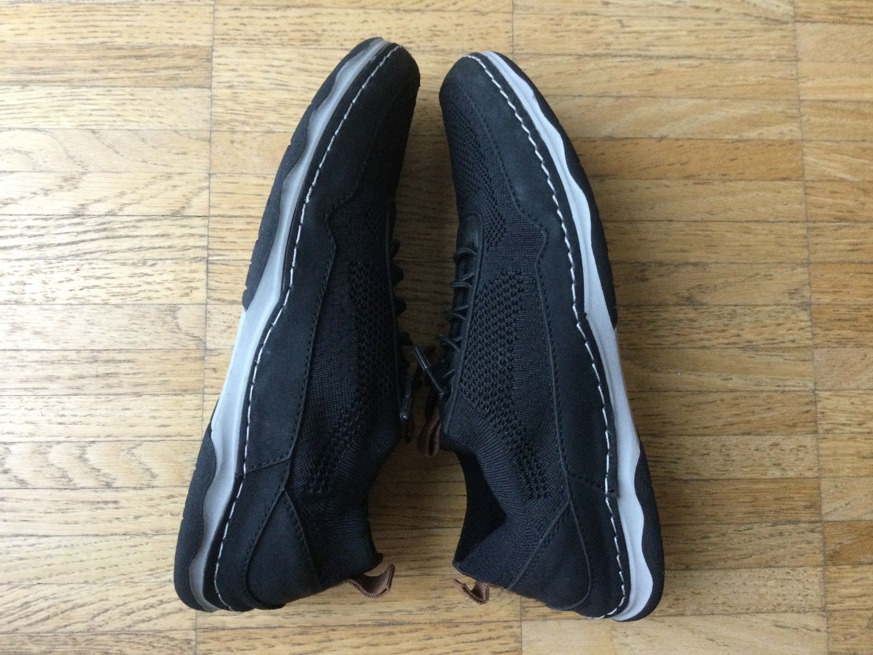 Scarpe da uomo: Kinder Herren Sommerschuhe, Gr 39 – Usato da Zürich venduto da VorlonShadow 4