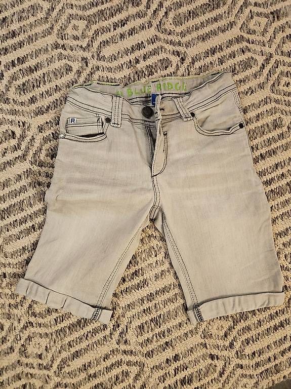 Lotti & Set di vestiti: Jungen Kleiderpaket, Grösse 130-140 – Usato da Nussbaumen AG venduto da Ralix 4
