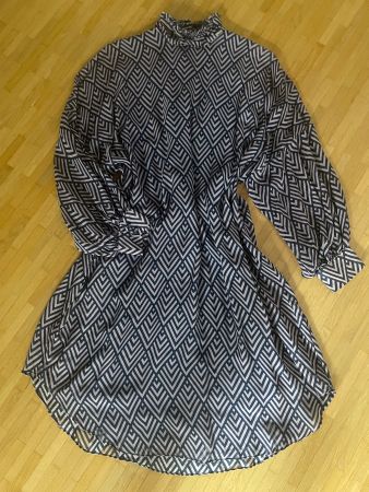 edles kleid von whiite copenhagen gr 38