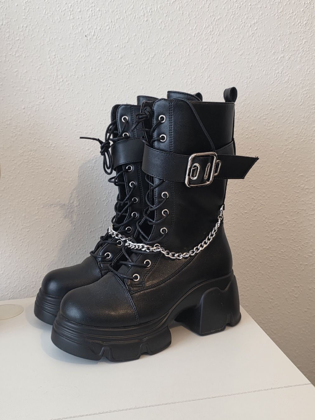 Damenschuhe: Schwarze Boots mit Schnalle – Neu (gemäss Beschreibung) aus Luzern von juli.star 3