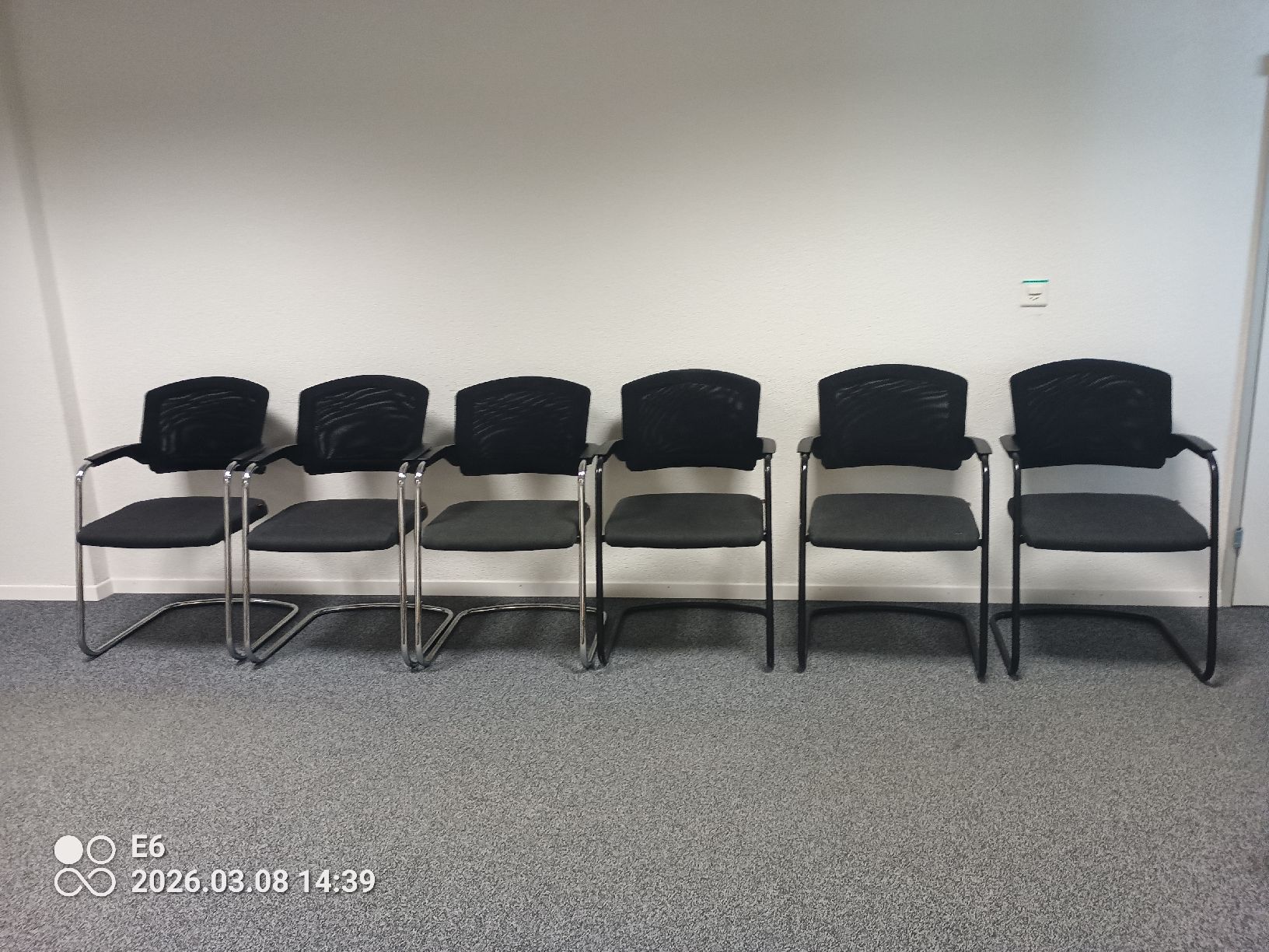 Sitag Sedie: 6 Büro/Sitzungszimmerstuehle – Usato da Zürich venduto da Mitzi6 1