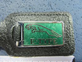 JAGUAR E-TYPE AUTO LOGO SCHLÜSSELANHÄNGER LEDRIG ENAMEL