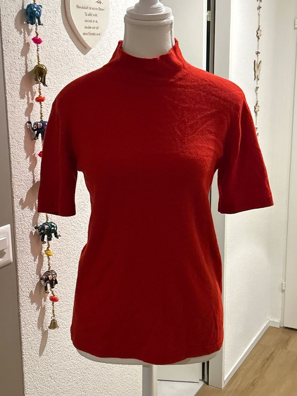 Pulls & Sweat-shirts: Kurzarm Pullover rot Schurwolle/Kaschmir/Seide Gr. 34 – D'occasion à Brunnen par Nala2929 2
