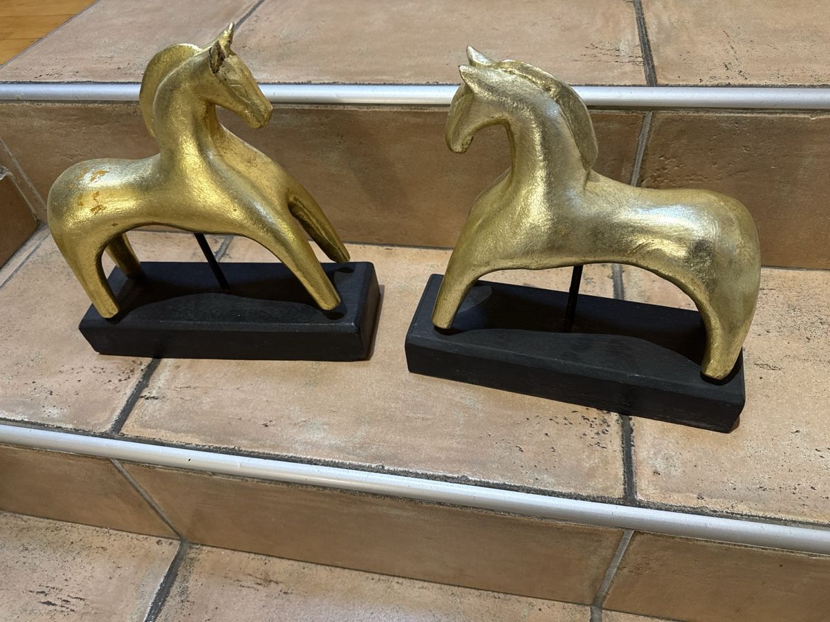 Sculture & Statue: Pferde Figuren – Usato da Horriwil venduto da Carrera68 2
