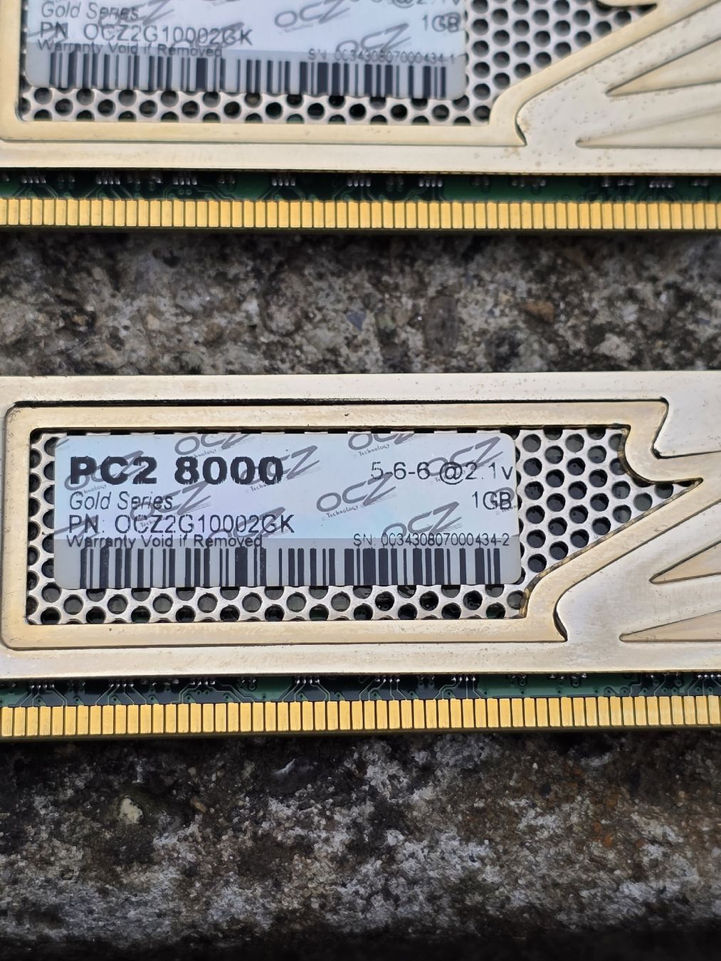 Nvidia Schede grafiche: Gigabyte Nvidia GeForce GT 430 und Ram Module – Nuovo e nell'imballaggio originale da Suhr venduto da MrvicaAG 5